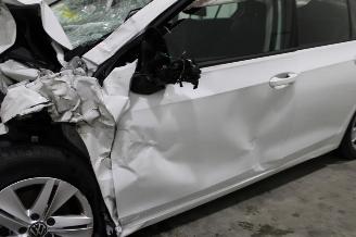 Volkswagen Golf  picture 7