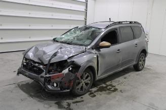 Autoverwertung Dacia Jogger  2025/9