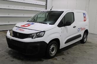 Dezmembrări autoturisme Peugeot Partner  2023/8
