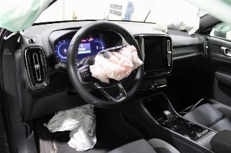 Volvo EC40  picture 9