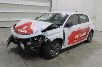 krockskadad bil auto Peugeot 308  2025/8