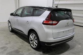 Renault Scenic  picture 4