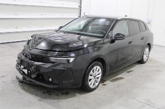 damaged passenger cars Opel Astra  2023/8