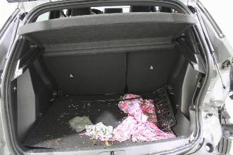 Peugeot 2008  picture 21