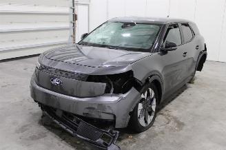 uszkodzony samochody osobowe Ford Explorer  2025/8