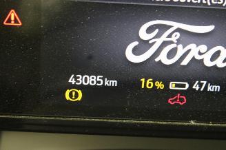 Ford Explorer  picture 13