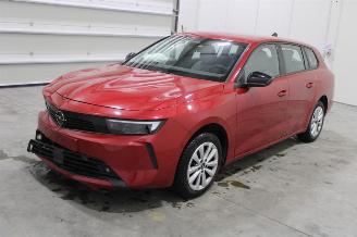 damaged passenger cars Opel Astra  2023/10