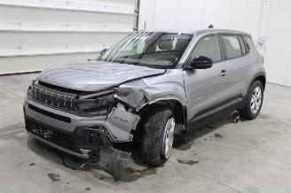 Vaurioauto  passenger cars Jeep Avenger  2025/6
