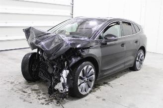 krockskadad bil auto Skoda Enyaq  2021/4