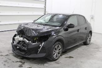 skadebil auto Peugeot 208  2023/8