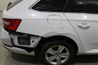 Skoda Superb  picture 5