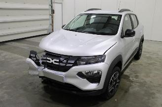 damaged passenger cars Dacia Spring  2023/7