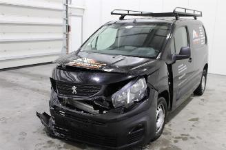 Schadeauto Peugeot Partner  2020/6