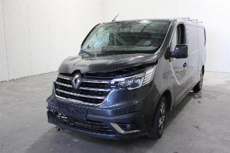 rozbiórka samochody osobowe Renault Trafic  2024/2