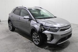 Voiture accidenté Kia Stonic  2023/12