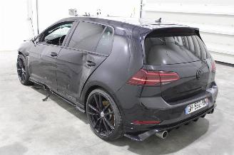 Volkswagen Golf  picture 4