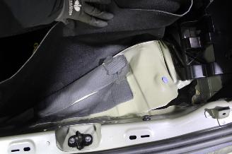 Tesla Model 3  picture 23