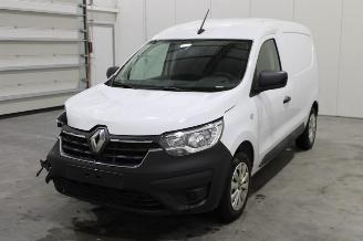 Vaurioauto  passenger cars Renault Express  2023/5