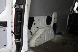 Renault Express  picture 19