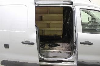 Renault Express  picture 18