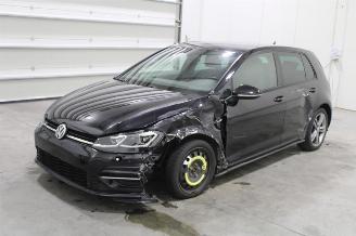Coche accidentado Volkswagen Golf  2017/11