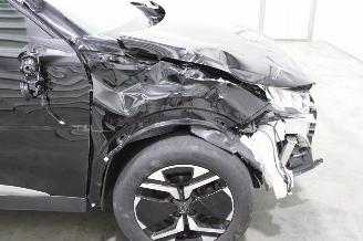 Peugeot 2008  picture 7