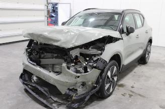 damaged passenger cars Volvo XC40 XC 40 2024/6