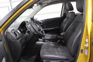 Suzuki Vitara  picture 11