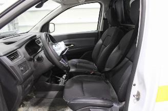 Renault Express  picture 10
