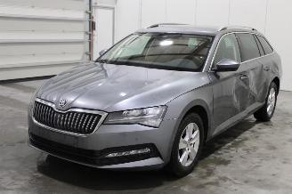 Auto incidentate Skoda Superb  2022/6