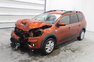 uszkodzony samochody osobowe Dacia Jogger  2024/6