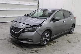 Vaurioauto  passenger cars Nissan Leaf  2021/6