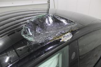Tesla Model 3  picture 5