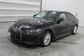 skadebil auto BMW i4  2025/4