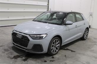 krockskadad bil auto Audi A1  2022/9
