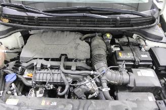 Kia Stonic  picture 14