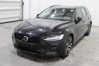 skadebil auto Volvo V-60 V60 2025/3