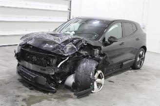 Coche accidentado Volvo EX30  2024/4