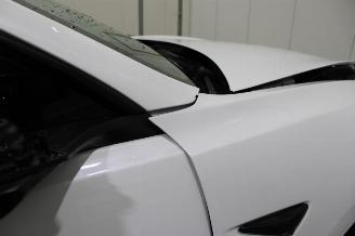 Tesla Model 3  picture 7