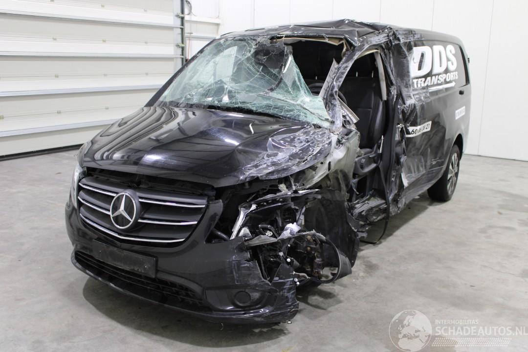 Mercedes Vito 