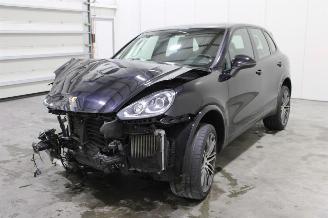  Porsche Cayenne  2015/10