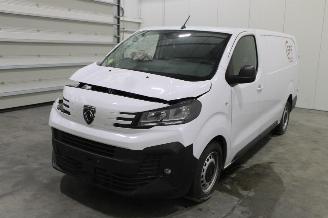 Damaged car Peugeot Expert  2025/4