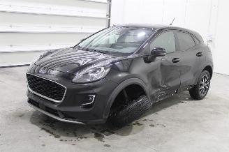 Vaurioauto  passenger cars Ford Puma  2022/7