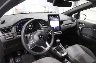 Renault Captur  picture 10