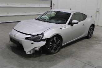 Vaurioauto  passenger cars Toyota GR86 GT GT86 2013/8