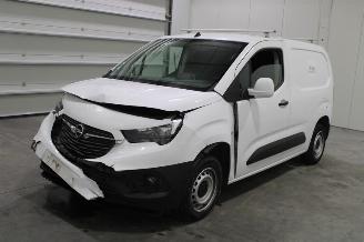 skadebil auto Opel Combo  2021/10