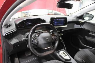 Peugeot 208  picture 10