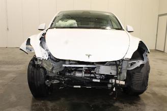 Tesla Model Y  picture 7
