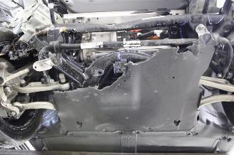 Tesla Model Y  picture 16
