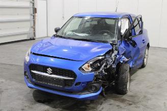 Vrakbiler auto Suzuki Swift  2023/4